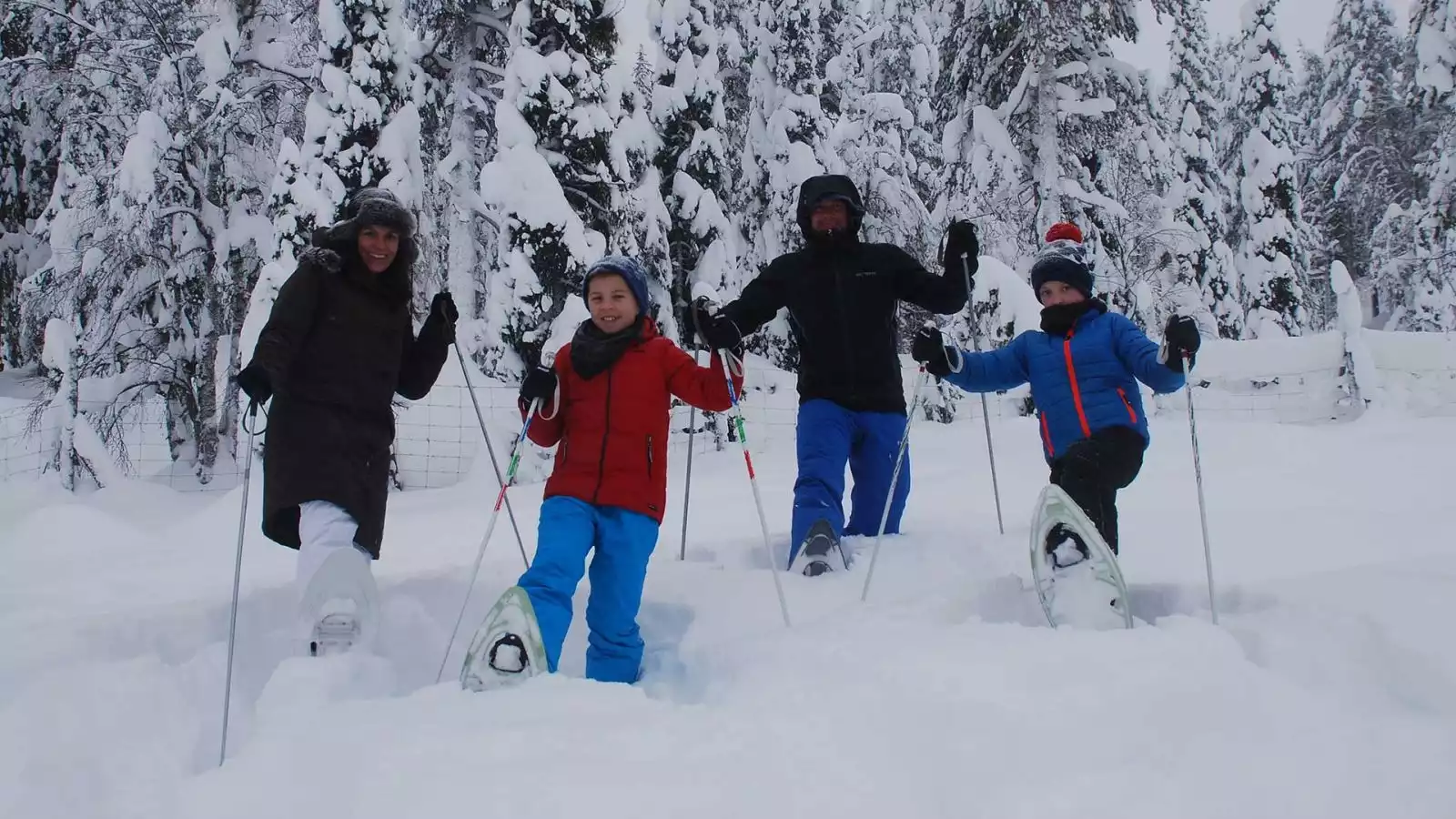 Sneeuwschoentocht en ijsvissen