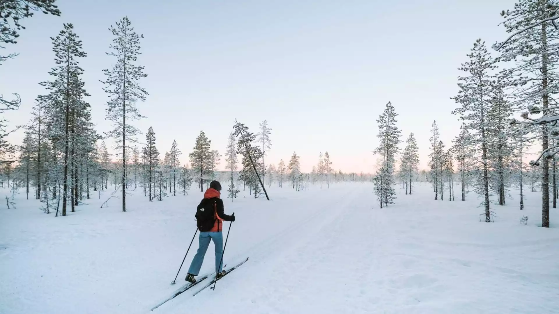 Langlaufen in de sneeuw 