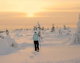 akaslompolo-lange-sneeuwschoenwandeling